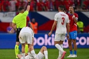 开云体育sports-捷克队客场失利，欧洲杯参赛资格尚未确定()