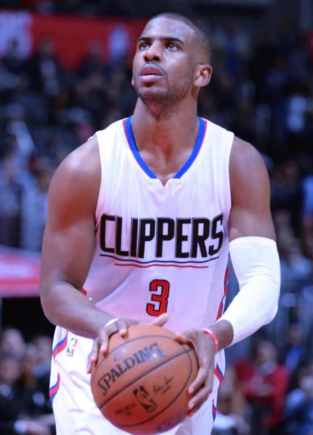 开云体育官网-包含雄独行侠队客场逆转，成功摧毁对手的词条  第1张