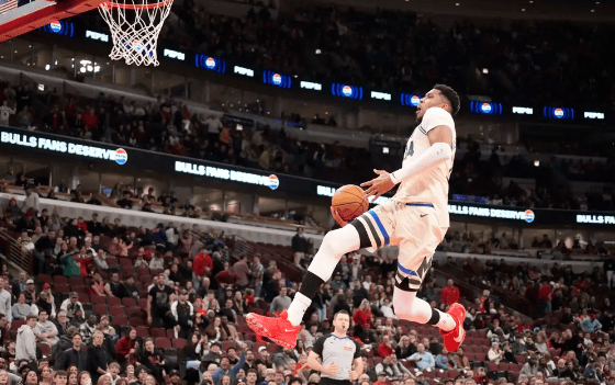 开云体育登录-雄鹿队连胜遭终结,主帅密布战术调整了吗  第1张