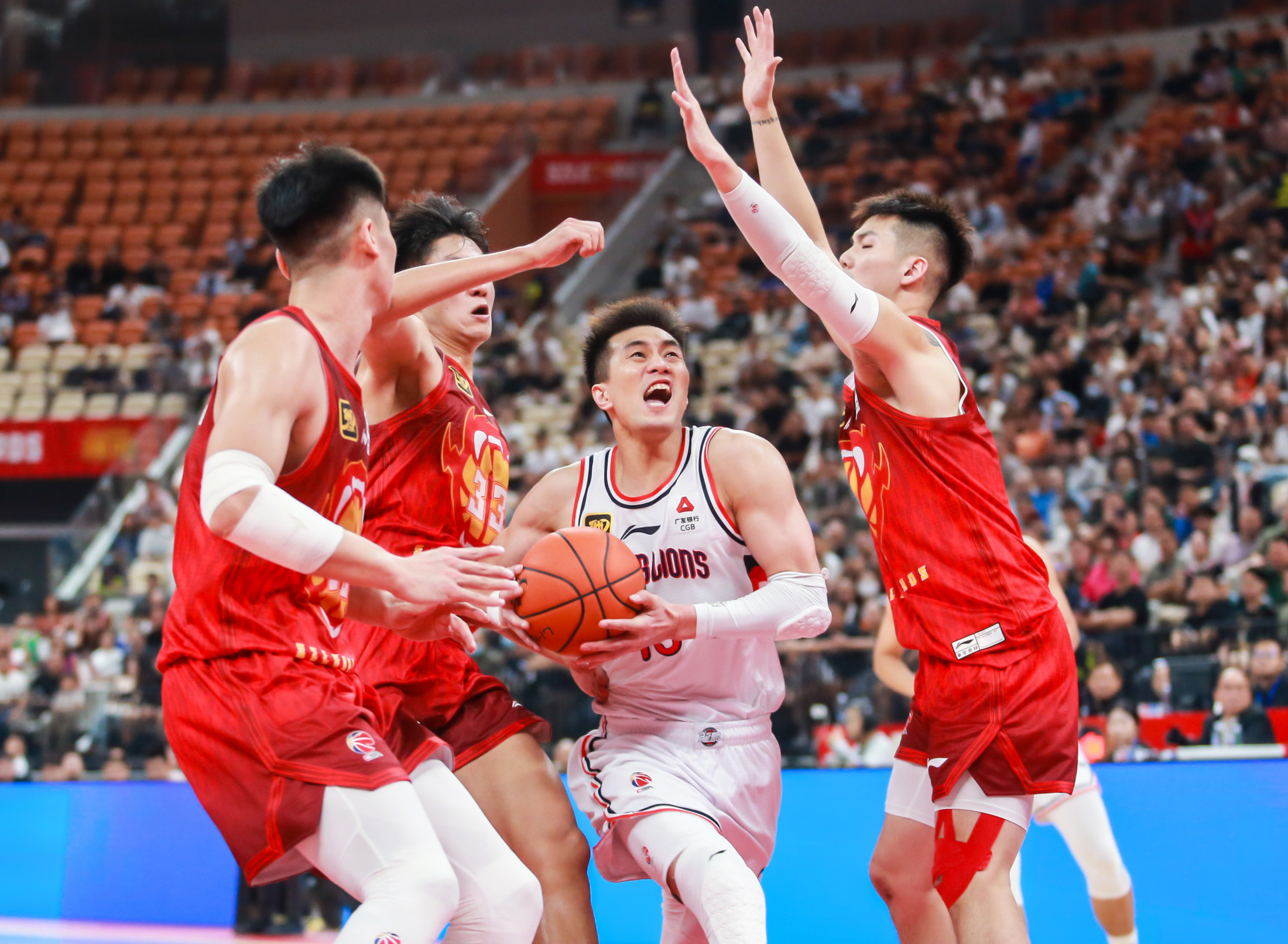 开云体育-CBA球队实力强大，展现出战胜对手的决心()  第1张