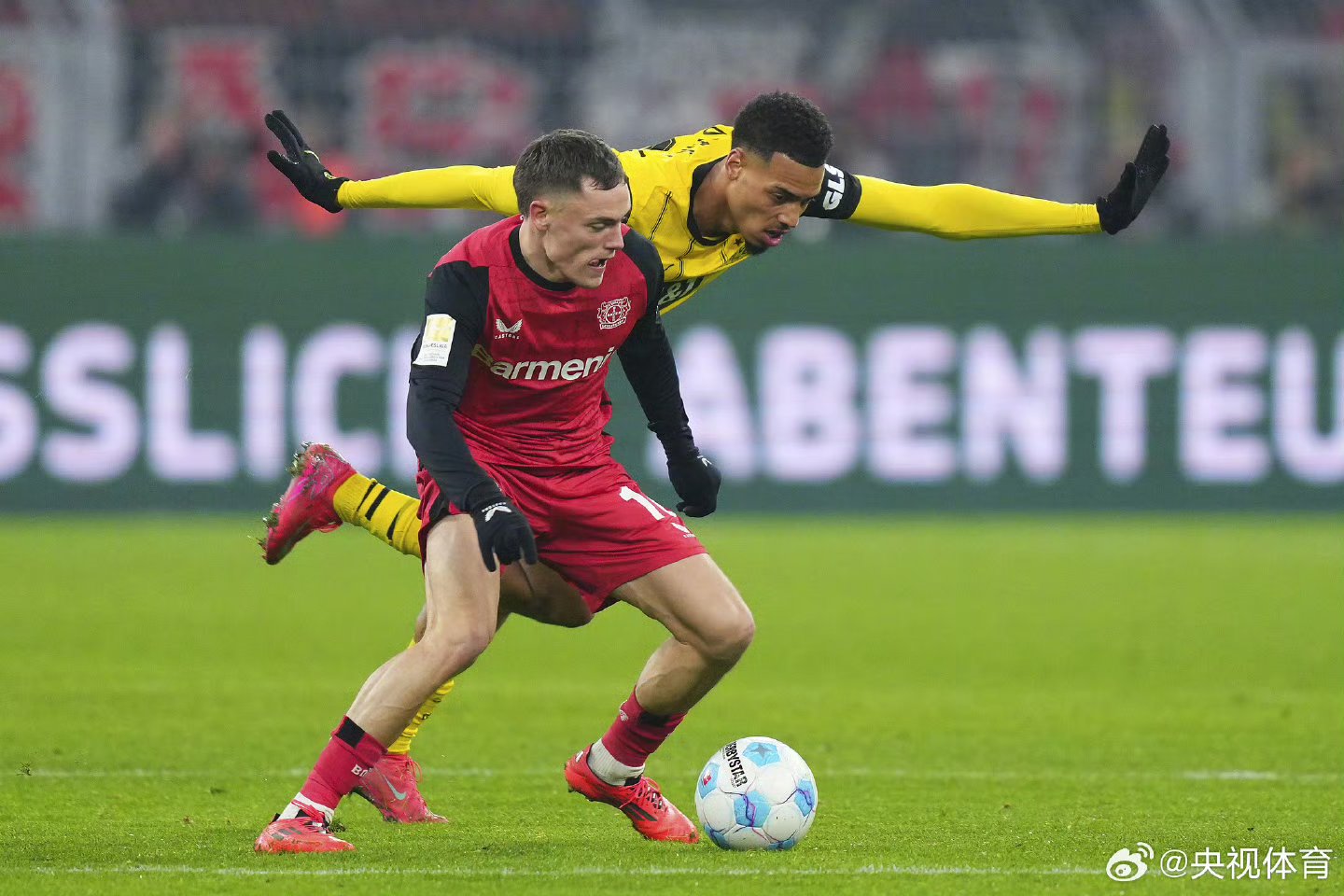 开云体育入口-沃尔夫斯堡力争在客场战胜法兰克福()  第2张