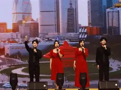 开云官方在线-神奇一幕！球场上的精彩表演让人目不暇接()  第1张