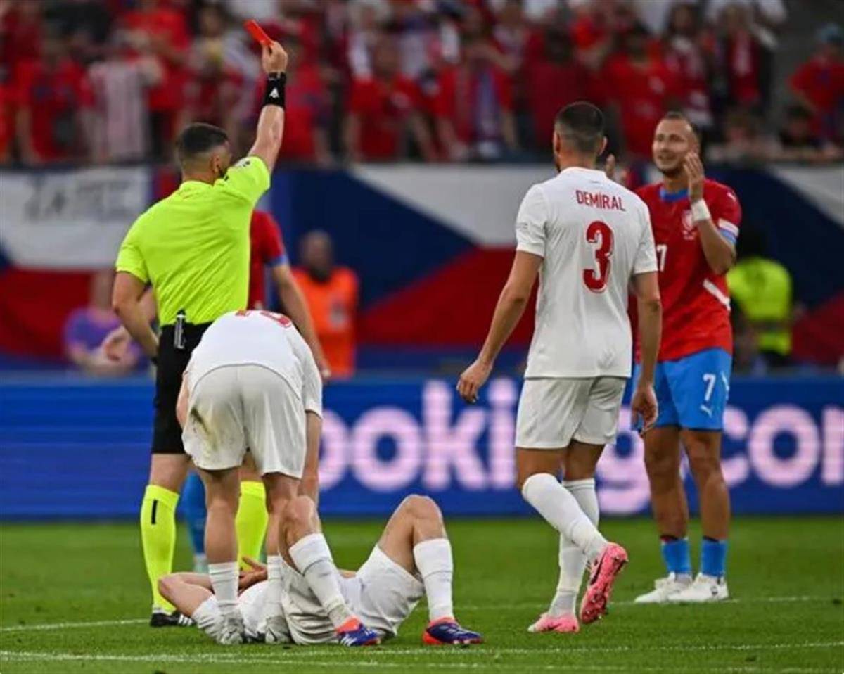 开云体育sports-捷克队客场失利，欧洲杯参赛资格尚未确定()  第1张