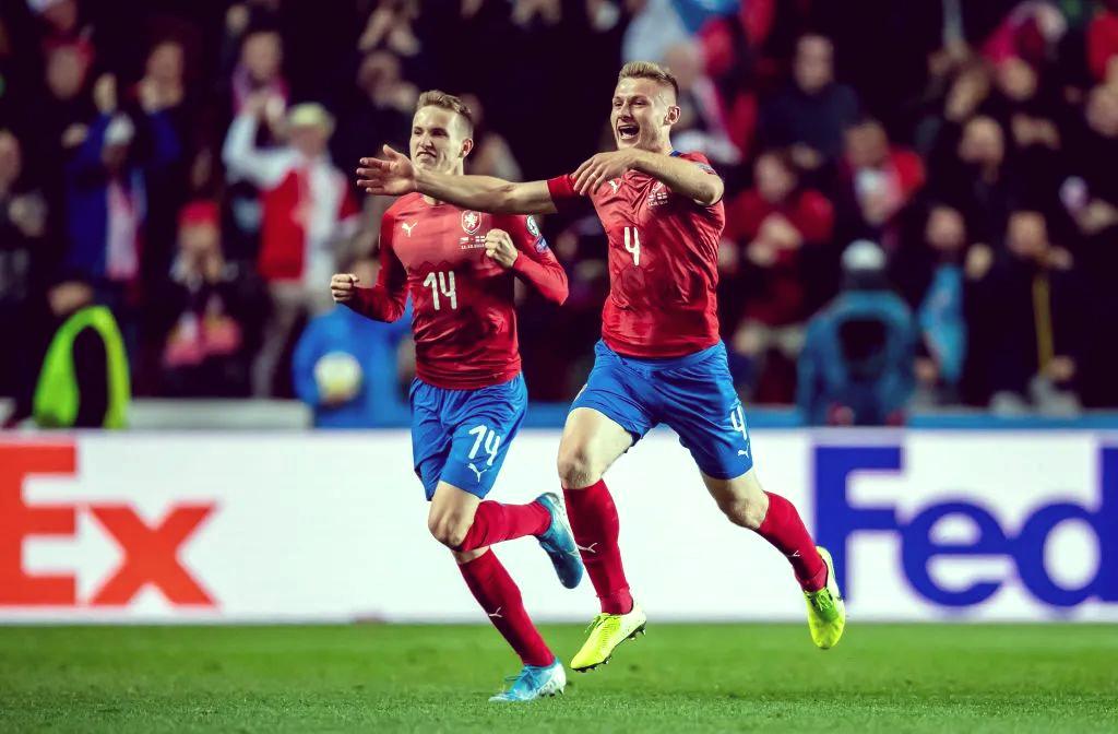 开云体育sports-捷克队客场失利，欧洲杯参赛资格尚未确定()  第2张