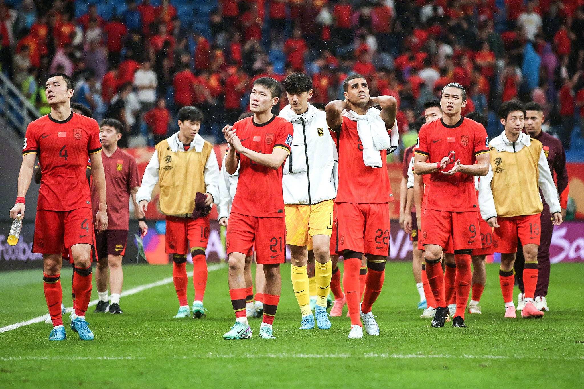 开云体育app-波兰:胜拉脱维亚难抵欧预赛夺冠氛围()  第2张