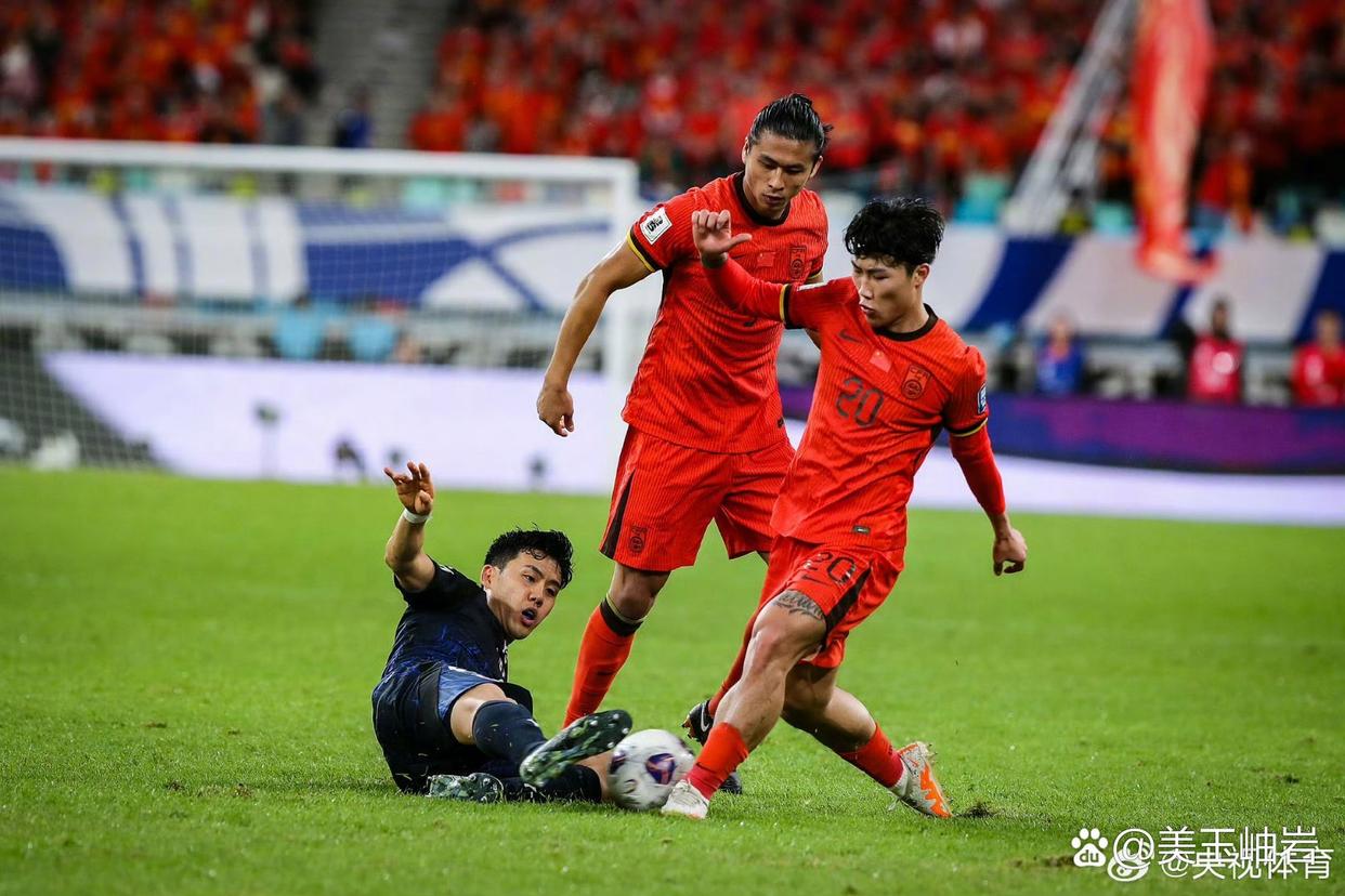 开云体育在线-世界杯盛况回顾：足坛巅峰对决精华重现()  第2张