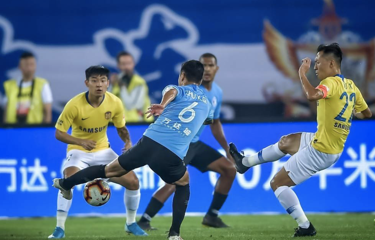 开云体育官网-上海上港主场失利，积分榜前八位置略有下滑()  第2张