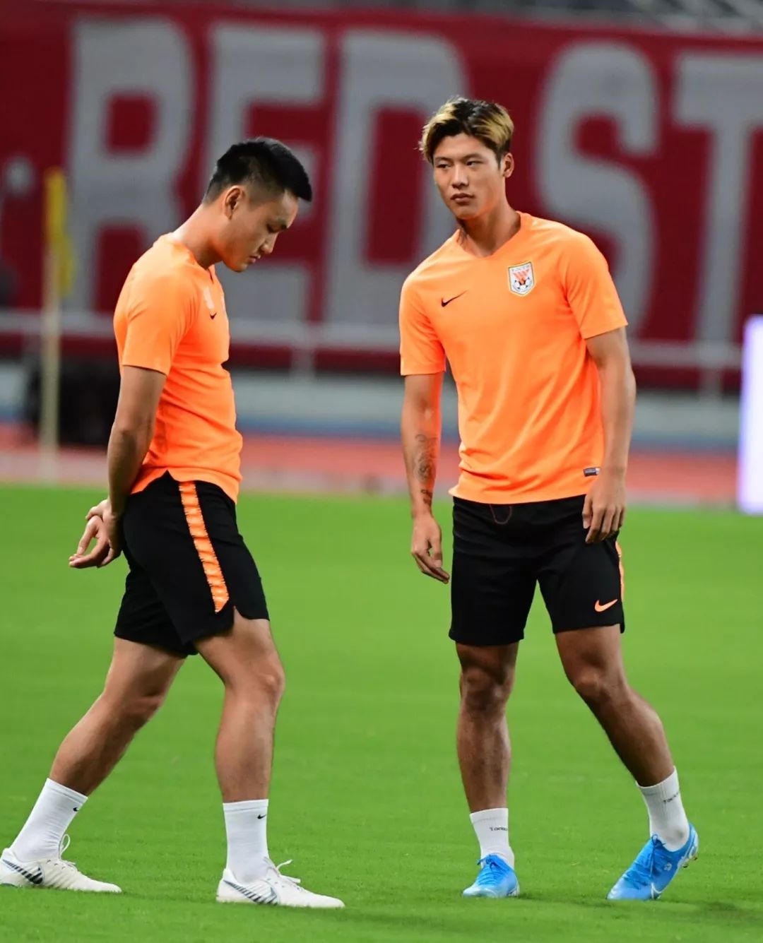 开云体育娱乐app-广州恒大迎战福岛联合，必须全力争胜()  第2张